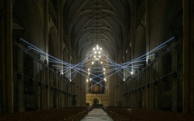 Jason Bruges Studio sử dụng Cinema 4D để trình diễn ánh sáng tại nhà thờ York Minster  